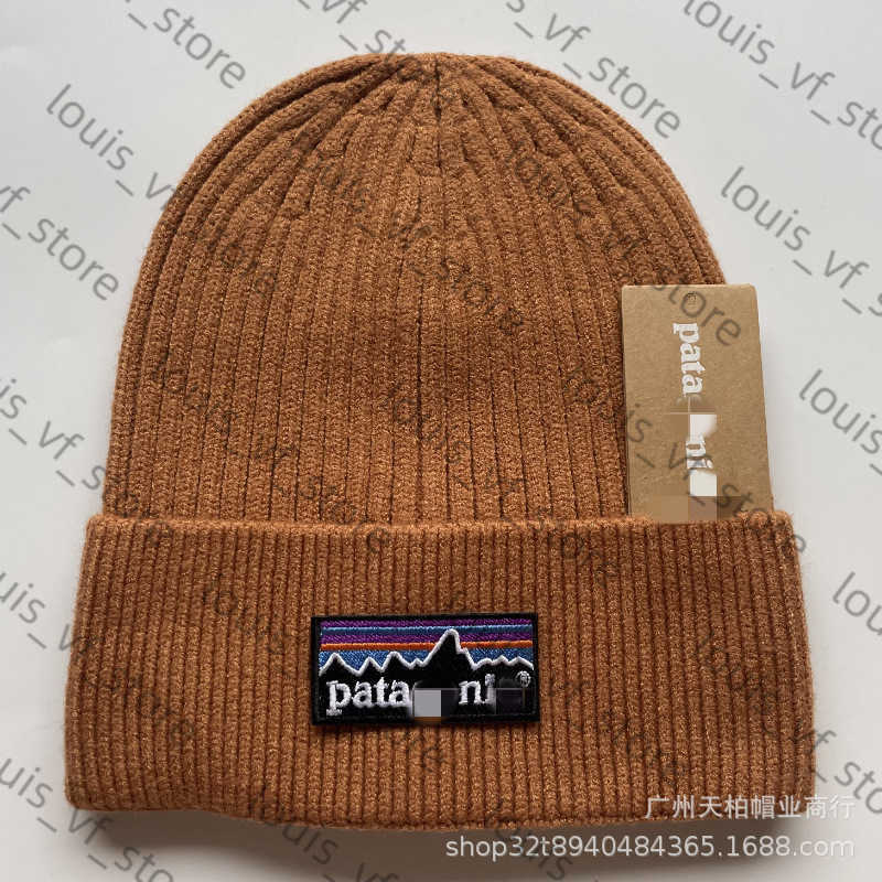 2023 Autumn and Winter Hat Knitted Mens Trendy Woolen Protection Warm Cold Women H250411