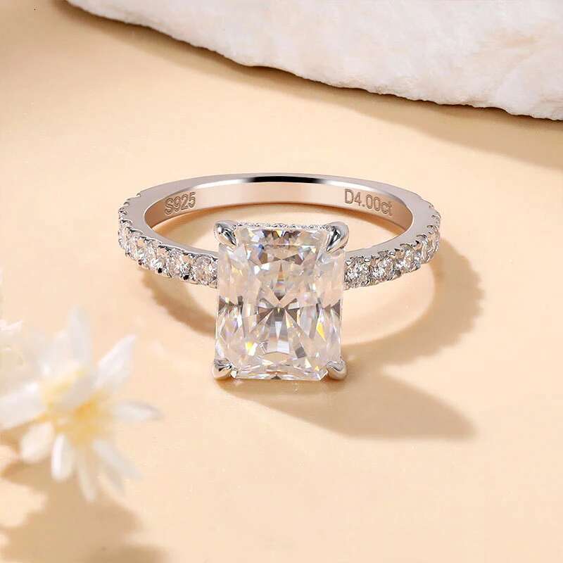 Shining 4ct 8x11MM Moissanite Ring Radiation Cutting Laboratory Diamond Wedding Rings Jewelry 18K Gold Plated S925 Silver GRA