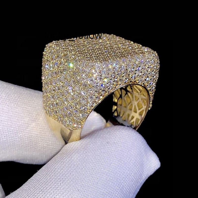 Hip Hop Jewelry Luxury 14K Gold Plated Solid 925 Sterling Silver Iced Out Paved VVS Moissanite Diamond Ring for Men Women Party