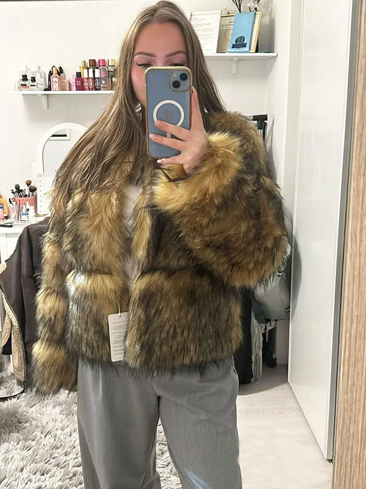 ZADORIN Woman Fashion Faux Raccoon Fur Coat Short Warm Fur Top Furry Jacket Women Winter Plush Fluffy Fur Coats for Woman 251105