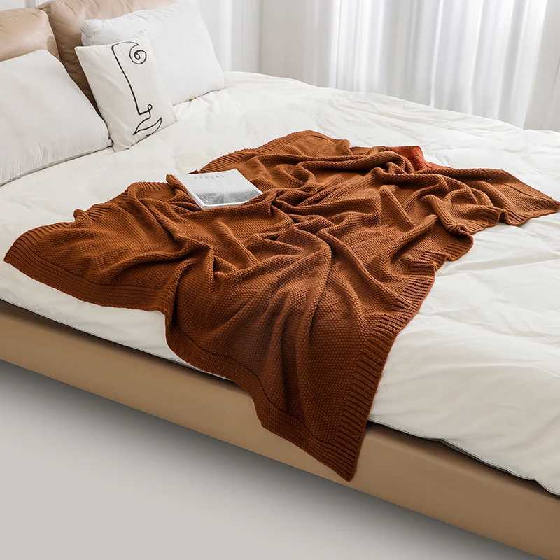 Battilo Thick Warm Waffle Throw Blanket Luxury Knitted Plaid Blanket for Sofa Couch Bedspread on the Bed Living Room Home Decor C251111