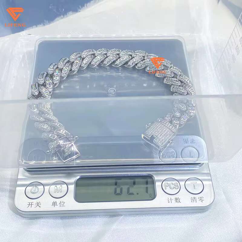 Luxury Mens Cuban Chain Bracelet VVS Moissanite High Quality Sterling Gold Latest Design Passes Diamond Test Custom Hip Hop