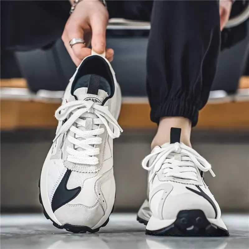 Trendy Mens Casual Running Shoes 2025 New Fashionable Mens Mesh Outdoor Tennis Training Shoes Tenis Masculino M250411