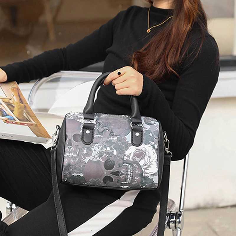 Printed Shoulder Bag Halloween Fabric Crossbody Bag Versatile Small Square Purse Simple and Stylish Womens HandbagT251110
