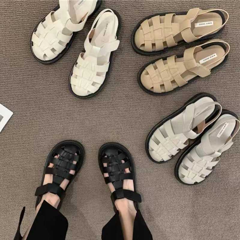 Hollow womens sandals womens summer new casual flat Roman solid color shoes lightweight casual round head sliderXJ250410
