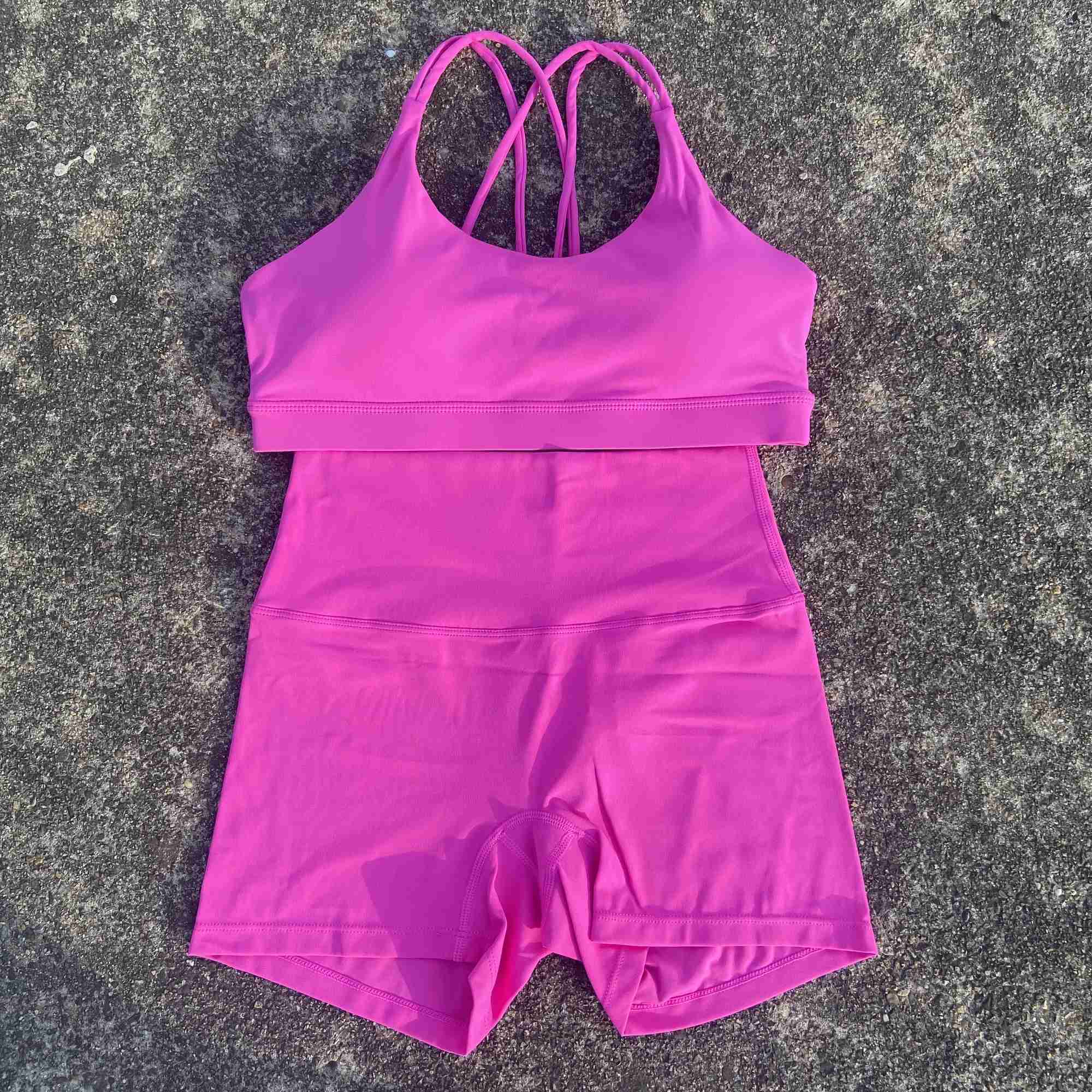 Solid color fitness bike yoga set short leg+cross sports bra sportswear womens gym set comprehensive training joggingW250411