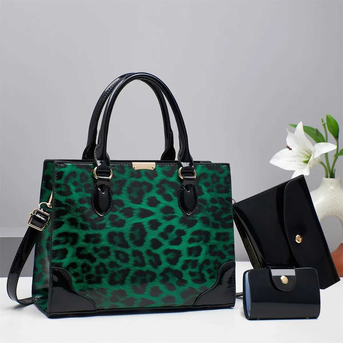 Elegant Leopard Print Crossbody Bag Large Capacity Commuter Bag Three Piece Set High End Feel Womens Handbag New ModelT251110