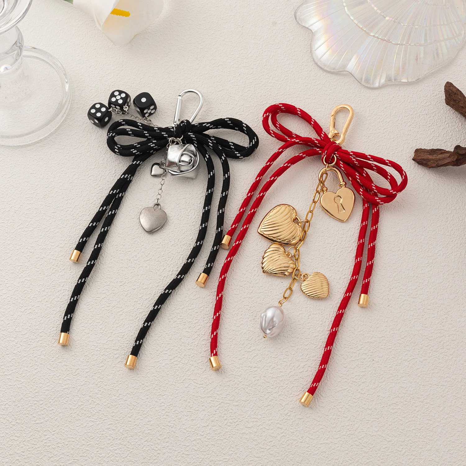 Fashionable and trendy keychains DIY bags pendants and pendants can be freely matched with brooch accessories Copper plated 18K 251110