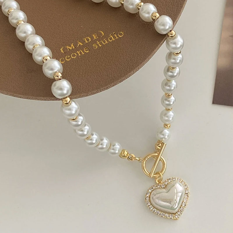Elegant Pearl Necklace For Women Heart Pendant Necklaces Luxury Imitation Pearls Chain Necklaces Korean Jewelry Girls Gifts