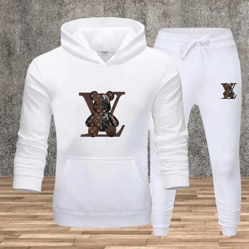 Mens hoodie set autumn and winter casual hooded sweatshirt 2-piece set fitness and sports sweatpants set street trend jogginT251111