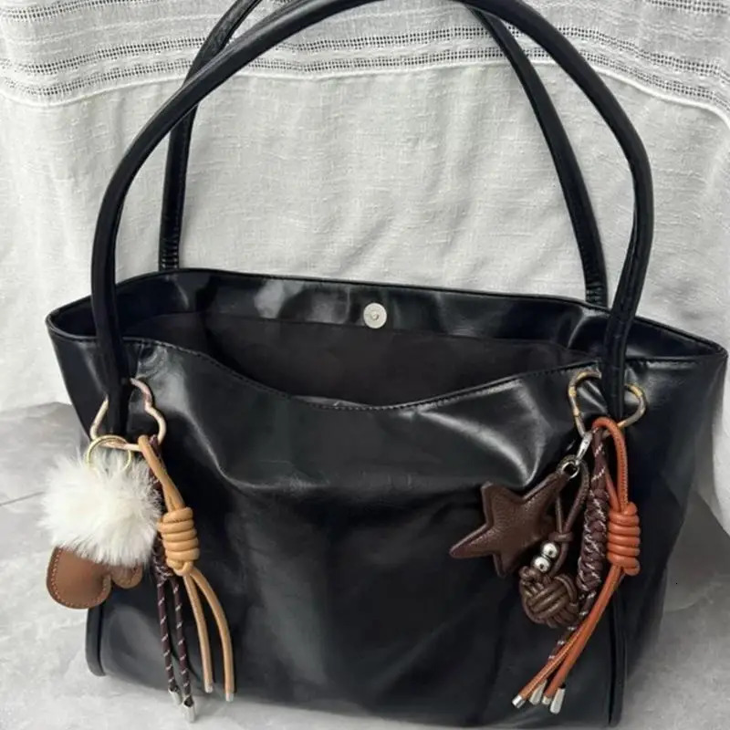 PU Leather Star and Ball Pendant Love Heart Ring Keychain Women Bag Decoration Backpace Accessories for Daily Use or Party Gifts 251110