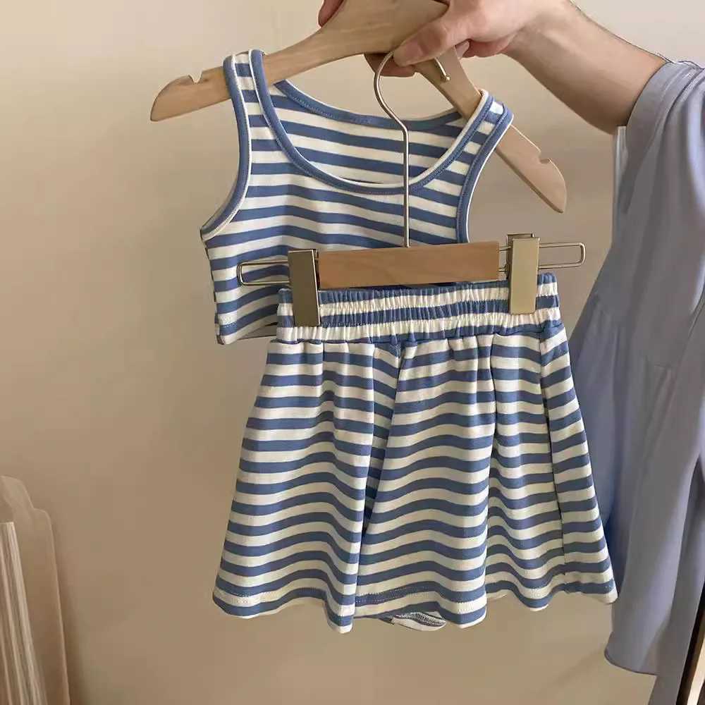 Childrens clothing set long sleeved shirt+striped vest+shorts 3-piece set for girls clothing set for 3 to 7 yearsXJ250410