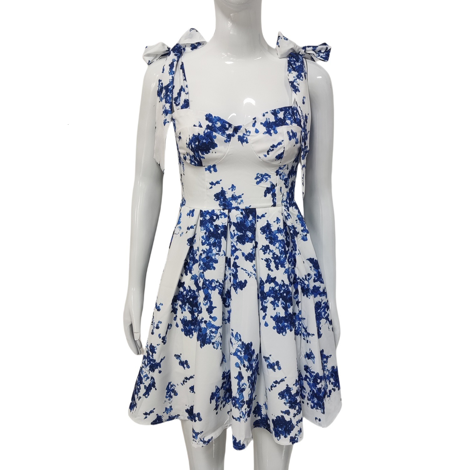 Women's summer 2025 new sexy dress with vacation style temperament, slim fit printed lace up A-list skirt for women