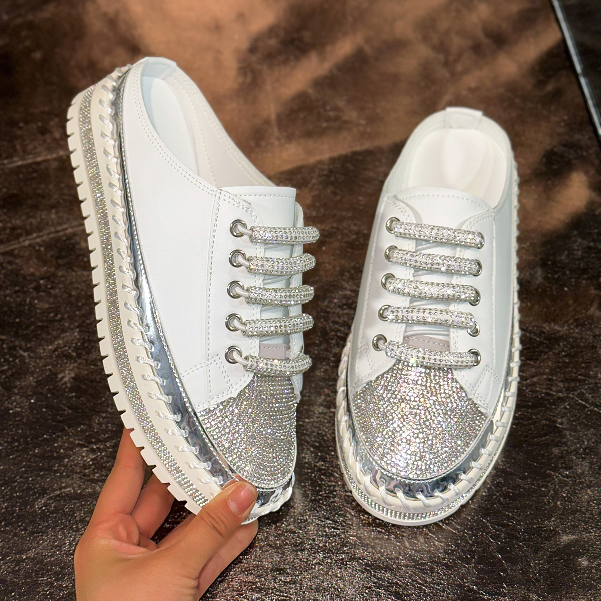 Women's Shiny Water Diamond Luxury Shoes Spring and Autumn Casual Sports Shoes Women Fashion Flat Shoes Designer Lace up Slippers Zapatos Mujer