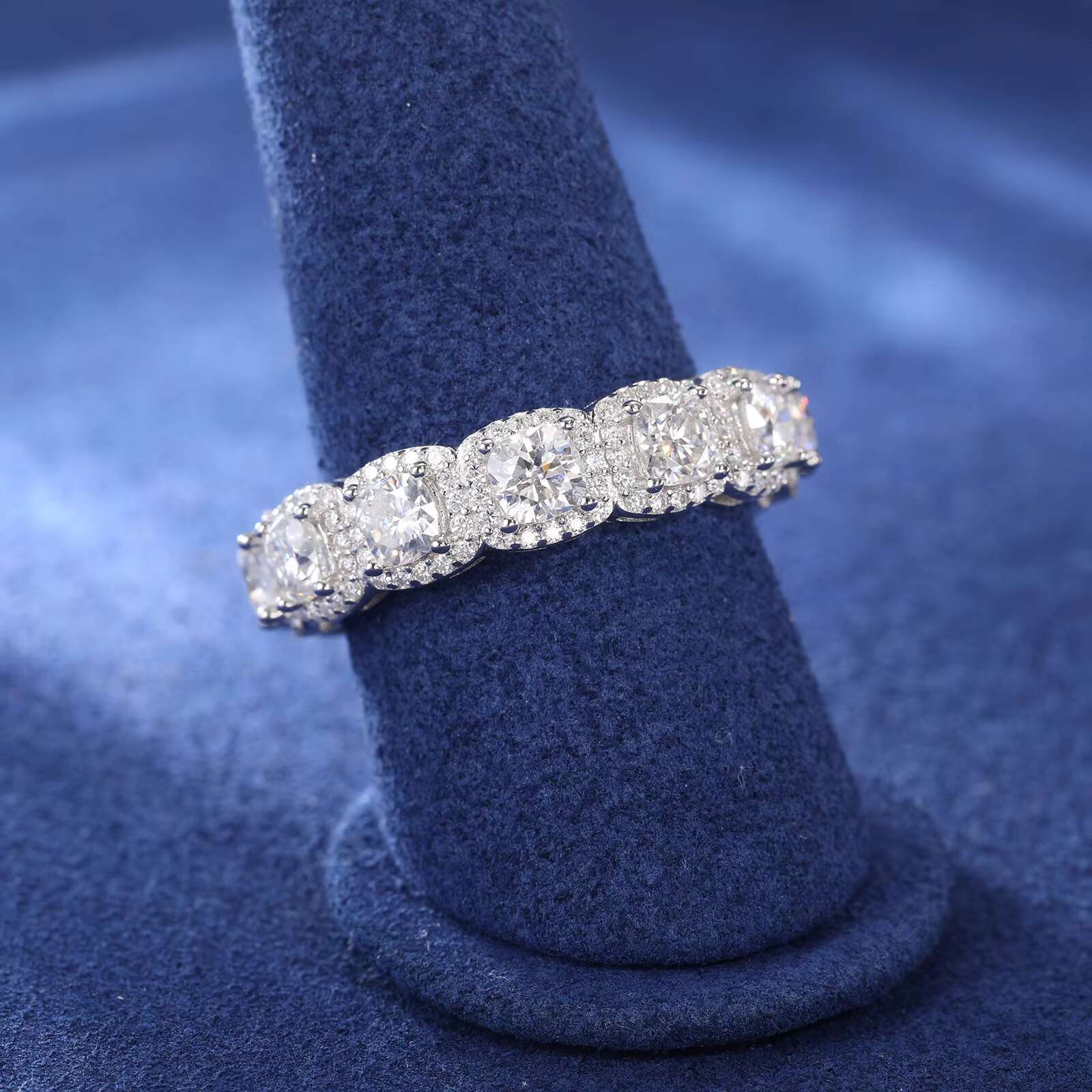 Luxury Wedding Jewelry Gift White Gold 925 Sterling Silver Cushion Cut VVS Moissanite Diamond Engagement Band Ring