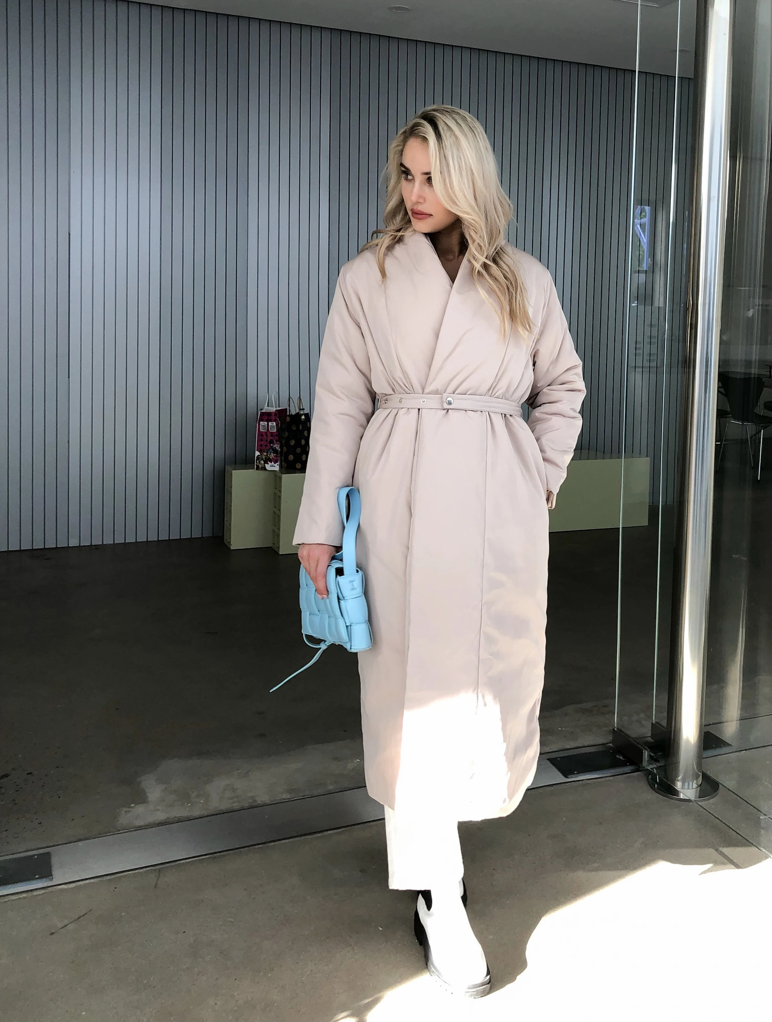 Women Winter degree Thick Coat Warm Parka Oversized Maxi Long coat with belt Casual Outerwear 251105