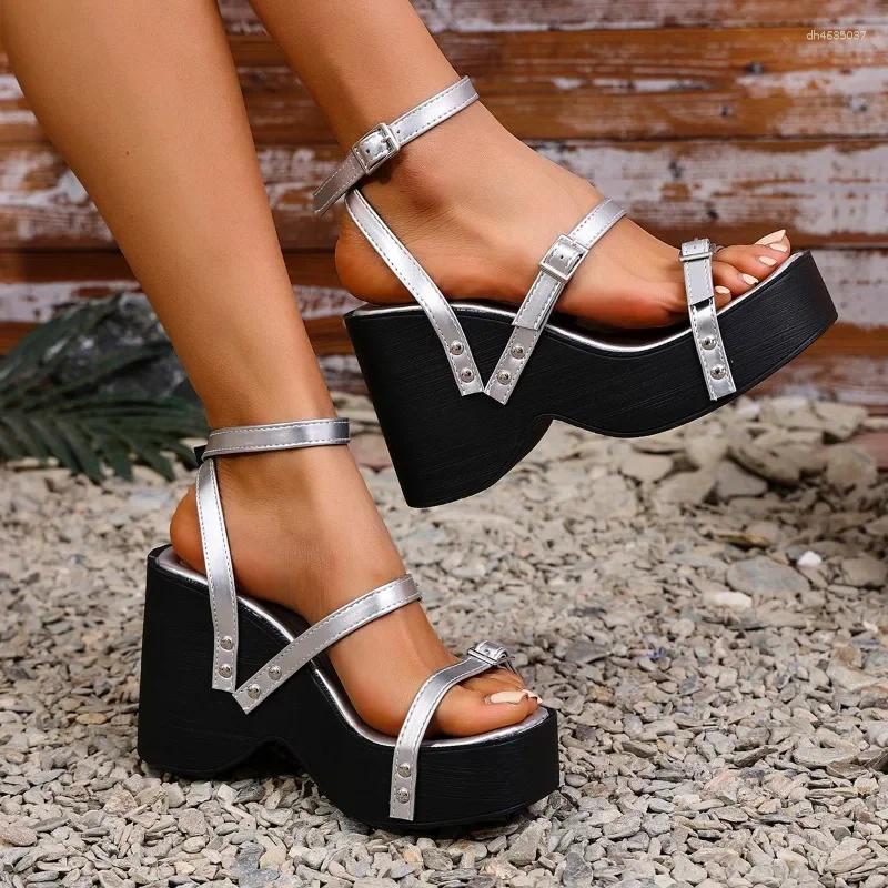 Sandals Women's Shoes 2025 Buckle Strap Fashion Peep Toecasual Women Summer Rivet Plus Size Platform zhanyishengli