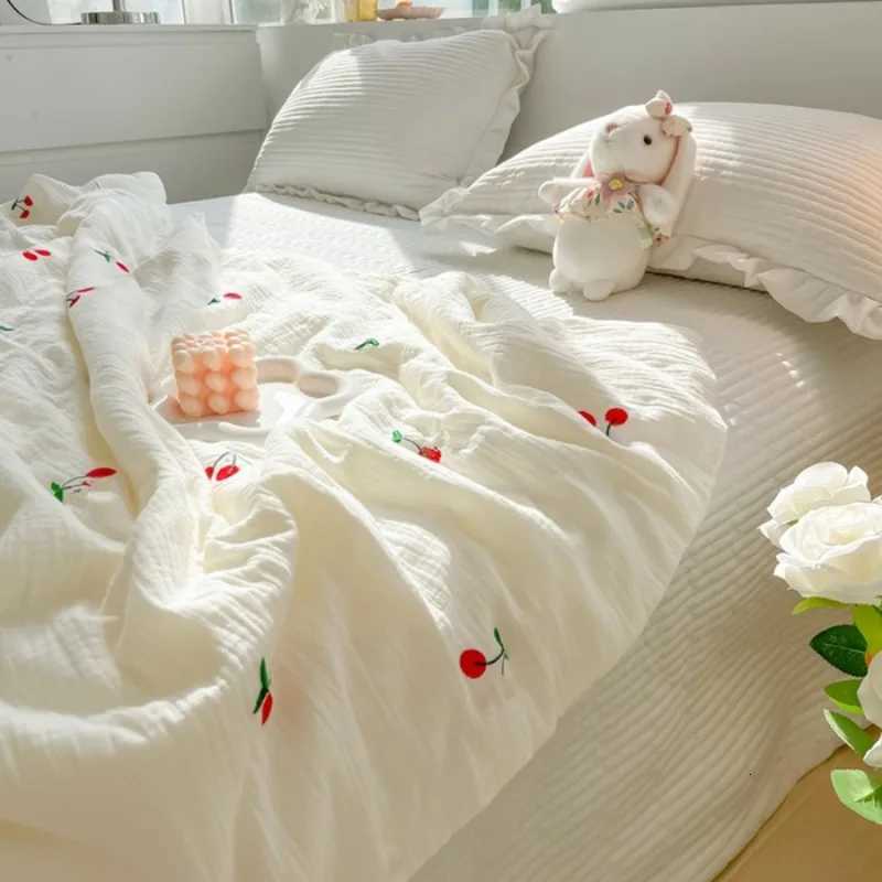 Blanket 2025 new A small fresh double-layer wrinkled yarn washed cotton summer quilt summer cool quilt air conditioner quilt C251111