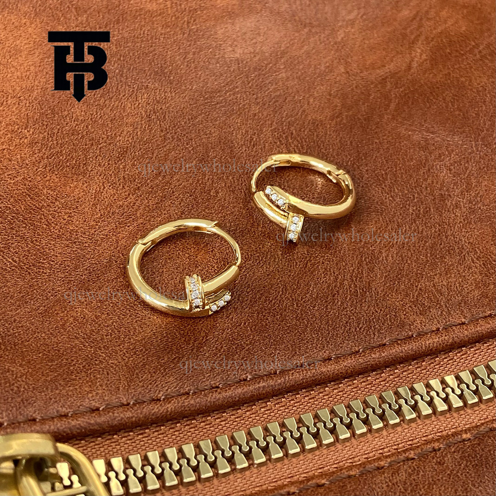 TB BHULAMTE Designer Luxury Nail Earrings High-end Accessories Ins Style Niche Light Luxury Plain Circle Super Sparkling Zircon Ear Studs Women's