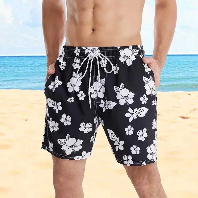 Fashionable Palm Tree Graphic Beach Shorts for Mens Summer Leisure Vacation 3D Printed Swimming Pants Loose Harajuku ShortsW250410