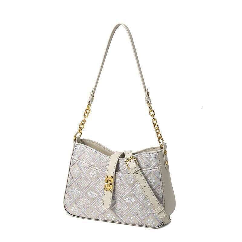 COCIO 2025 New Series Handbag Shoulder Crossbody Fashion Versatile Commuter National Style Women's Bag Hot Sale