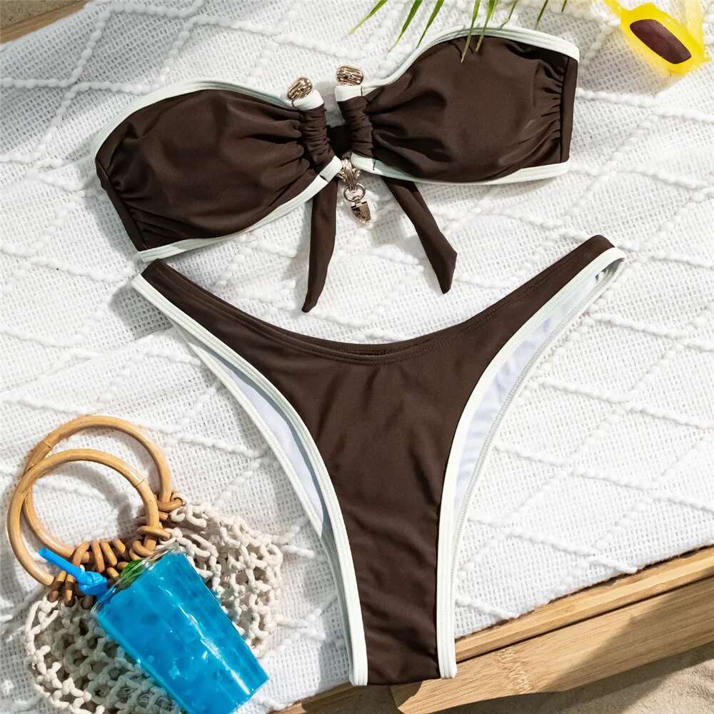 Brown Bandeau Sets 2025 Sexy Swimsuit Women Contrast Color Swimwear Metal Buckle High Cut Bathing Suit Bikinis De Mujer