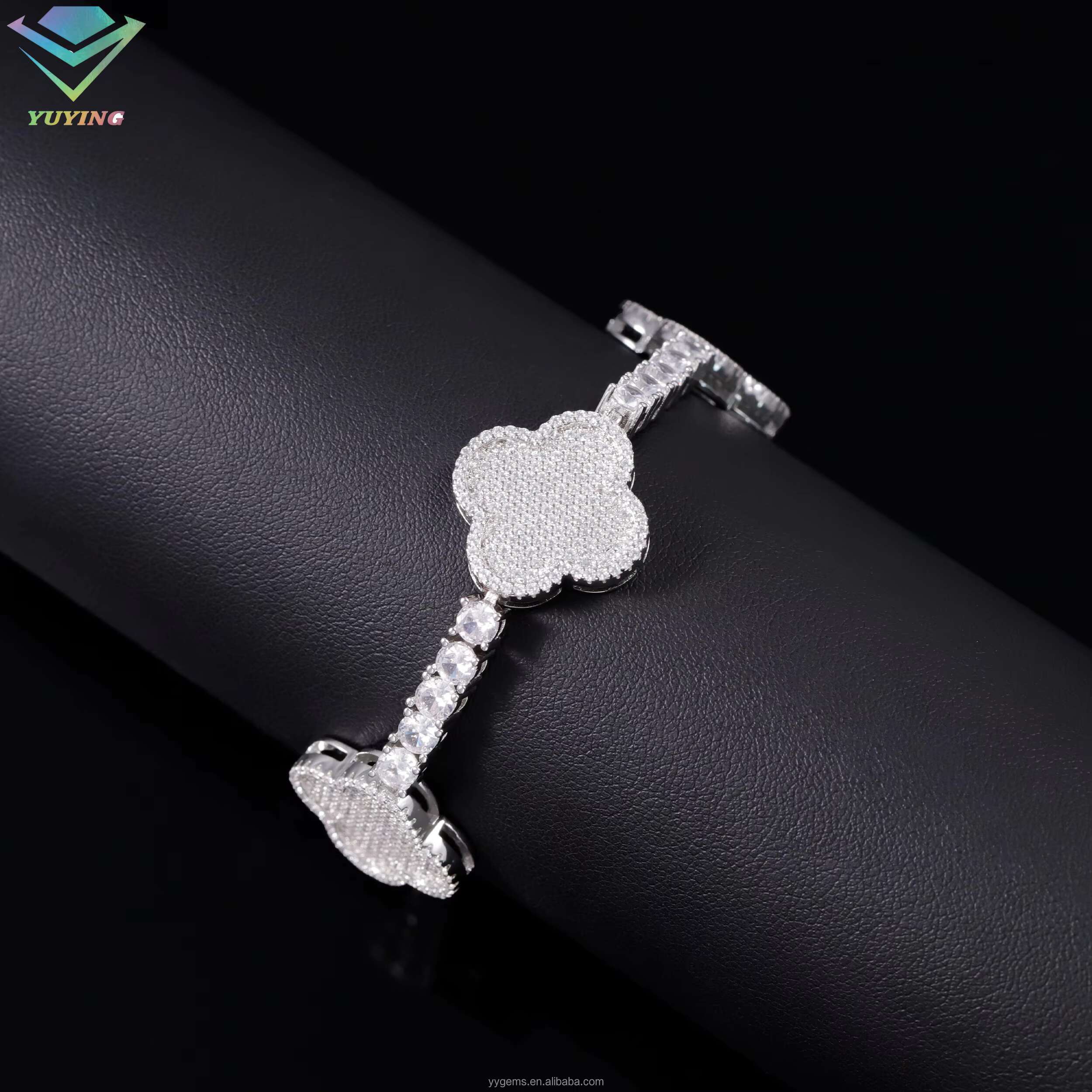 Hip Hop Iced Out Diamond Clover Bracelet 3mm Wide 925 Silver VVS1 Moissanite Tennis Bracelet with GRA Certificate