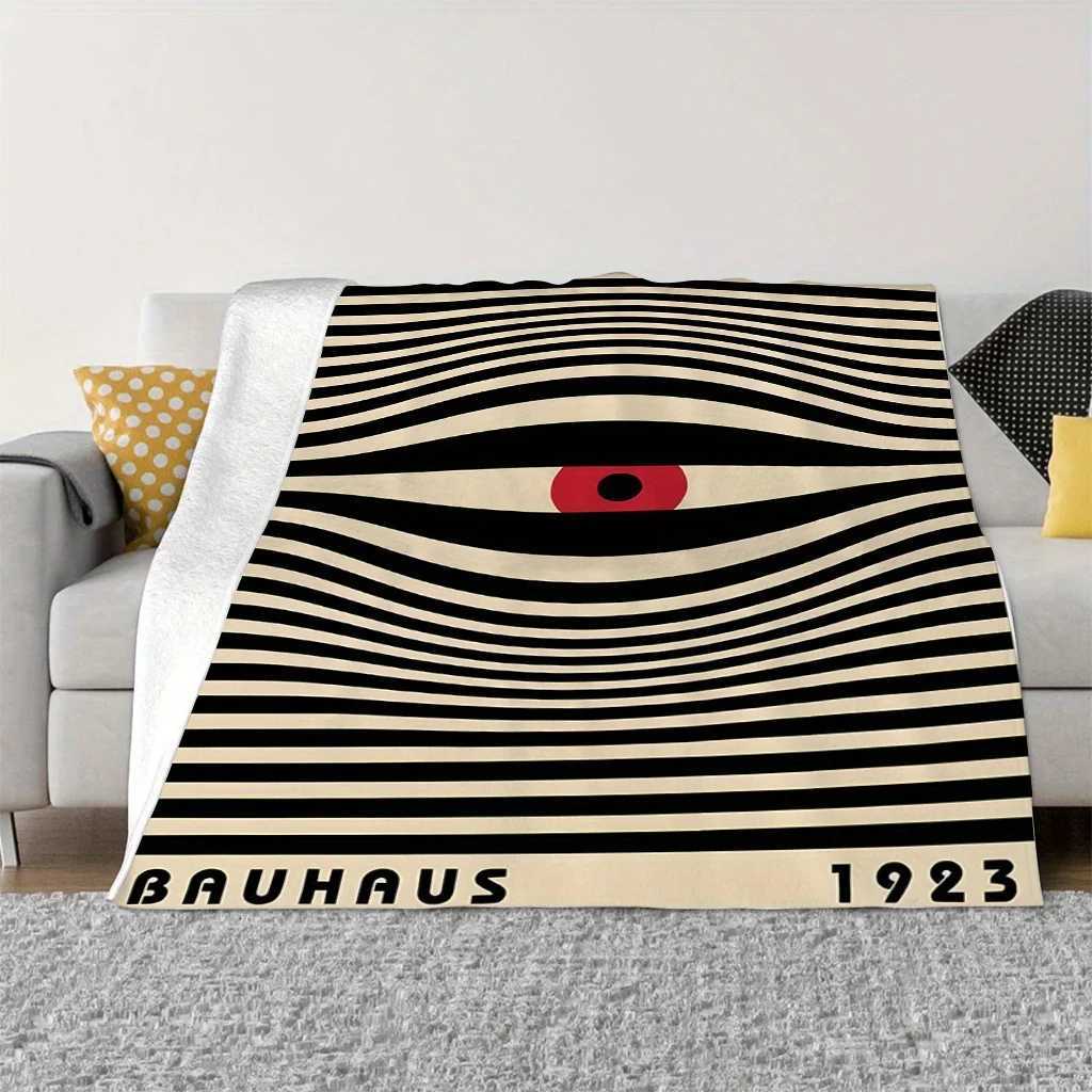 Line Art Eye Design Blanket Soft Warm Flannel Throw for Sofa Bed Office Travel Stylish Home Decor Accent C251111