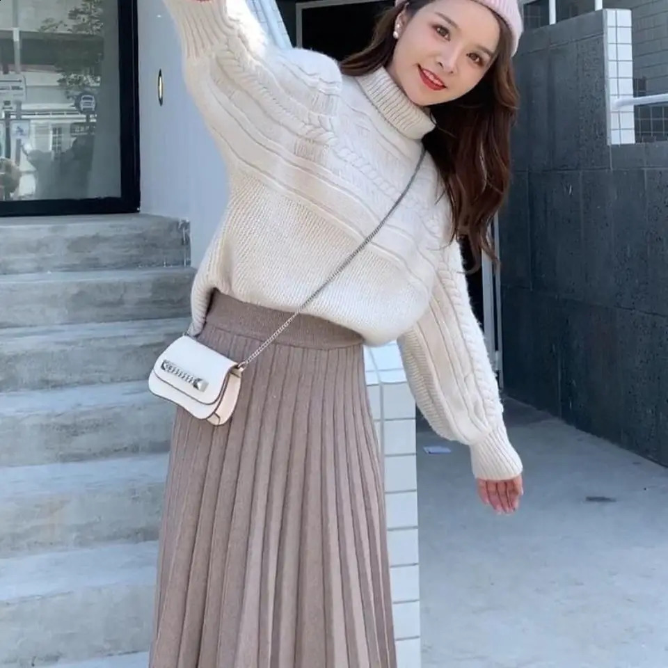 Elegant and fashionable solid color knitted pleated skiing autumn winter ALine trend fullcolor elastic high waisted womens clothing 250407