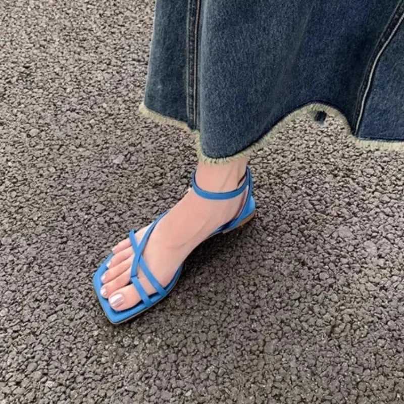 Design 2025 Summer New Womens Sandals Fi Open Lace Womens Elegant Gladiator Shoes Outdoor Dresses Flat SandalsXJ250410