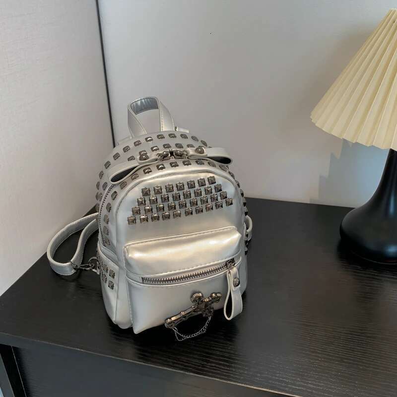 Women's Bags Fashion Solid Rivet PU Backpack High Quality Personality Punk Super Cool Shoulder and Crossbody Bags for Women 2024 Hot Sale