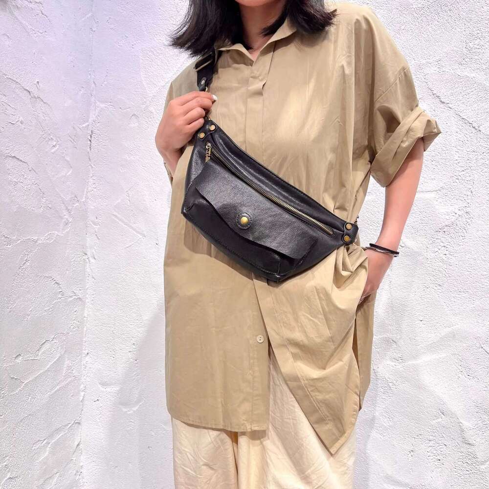 Handmade Genuine Leather Women's Plant-Tanned Top Layer Cowhide Chest Bag, Ladies Personalized Trend Shoulder Crossbody Bag