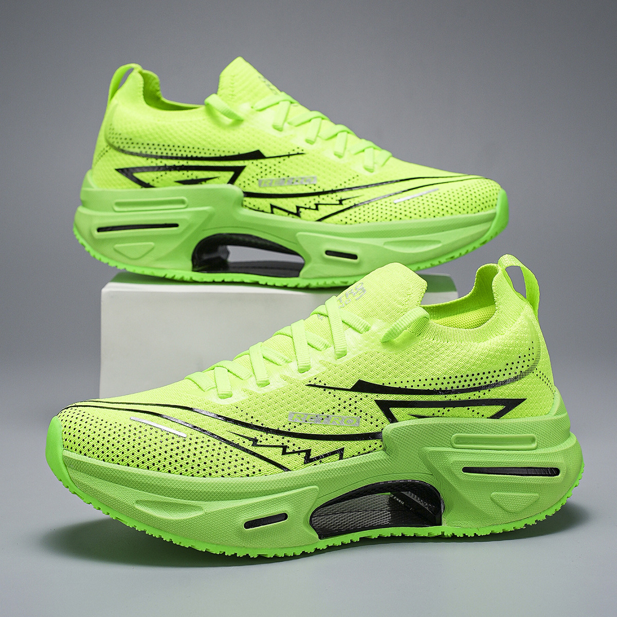 Free Shipping 2025 New Fashion Designer Sneakers Plus Size High elasticity shock absorption and anti-slip Marathon running shoes for Men and Women