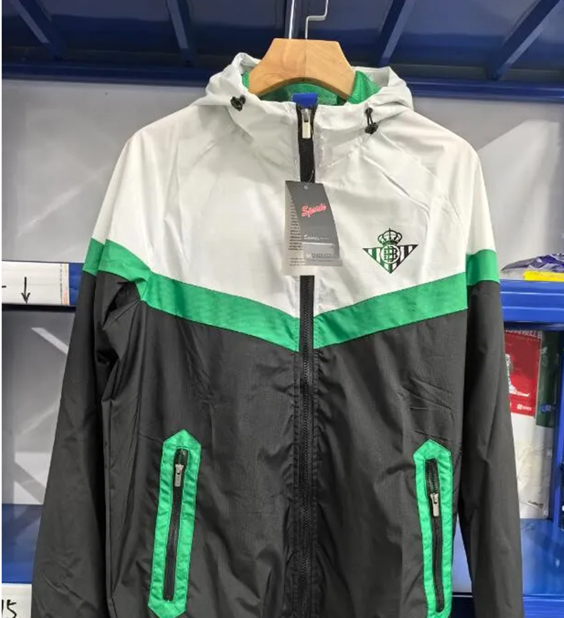 2025 2026 windbreaker half zipper Real Betis Sevilla kids and adult tracksuit jacket soccer jersey 25 26 tracksuit training Half pull long sleeve zipper sets kit
