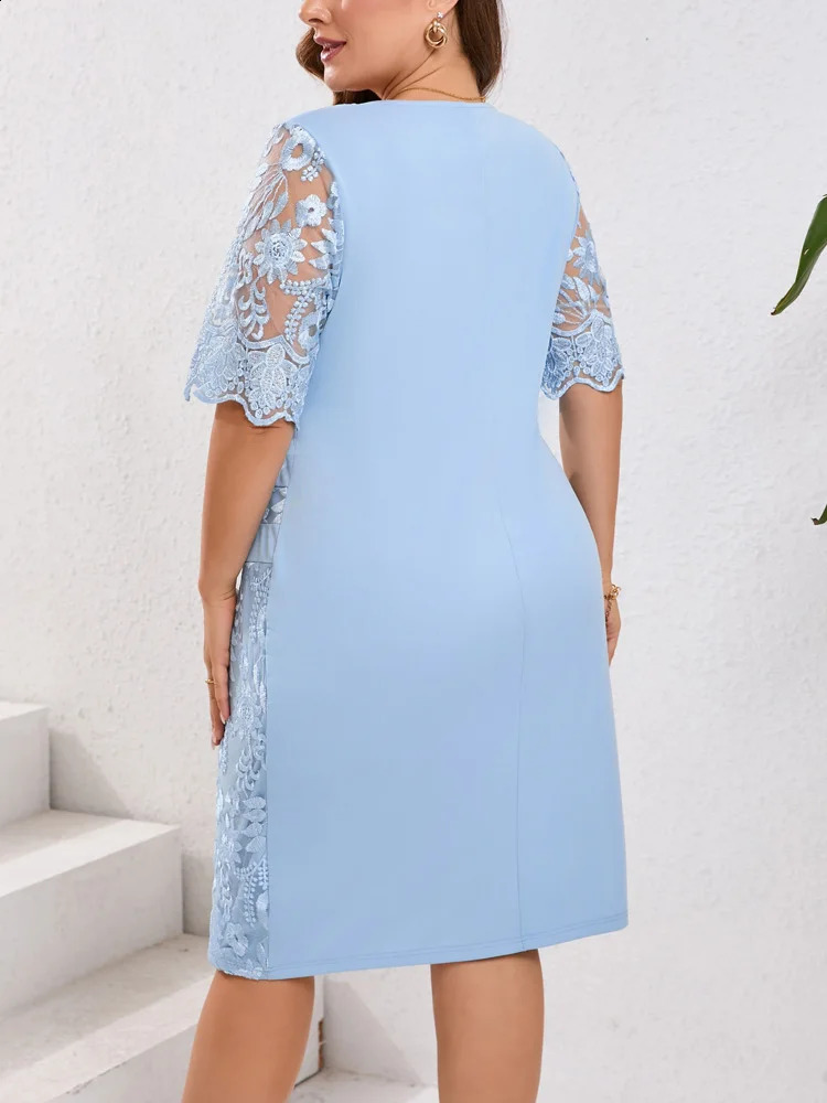 GIBSIE Plus Size Embroidered Lace Half Sleeve Oneck Dress for Womens Summer and Autumn Cocktail Party Elegant Tight Midi 250401