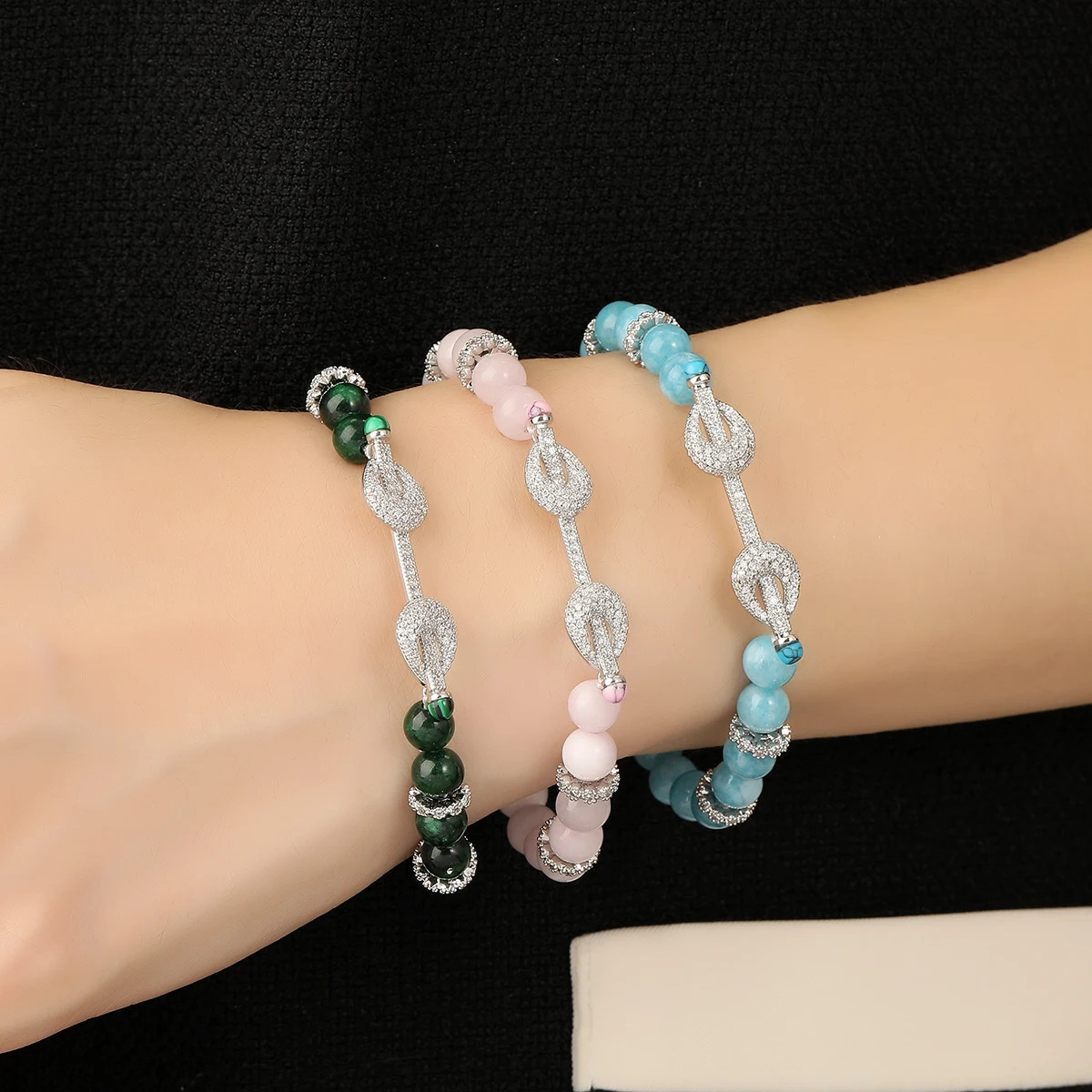Womens Fashion Natural Stone Colored Bead Elastic Bracelet Zircon Crystal Bead Smart Party Jewelry 250407