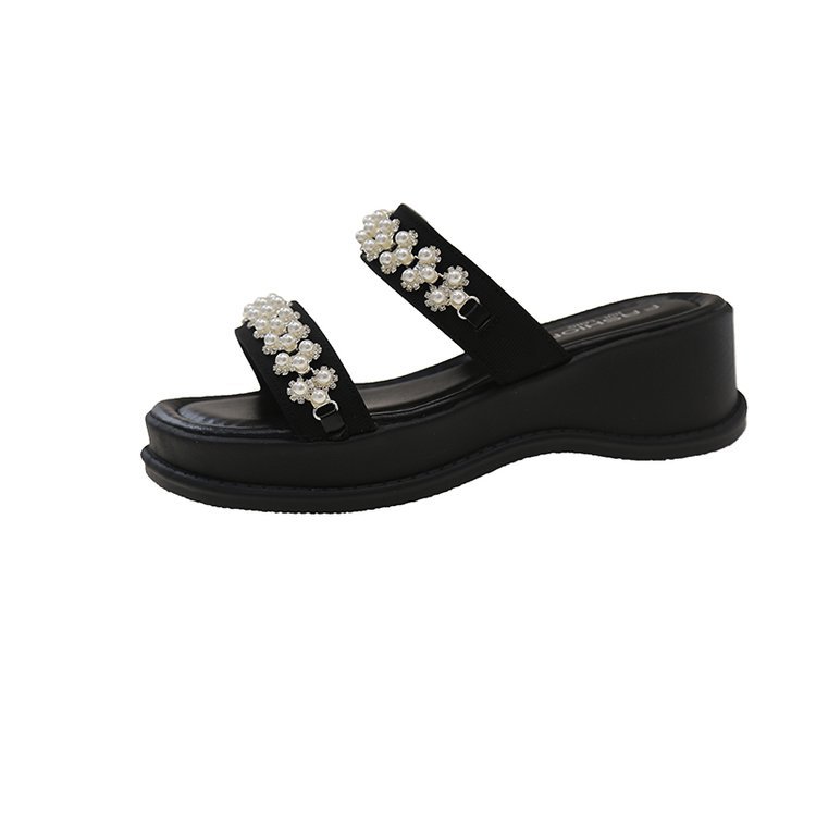 Women 2025 summer Korean version gentle sweet pearl flip-flops girl summer new wedge slippers with skirt slip-on sandals