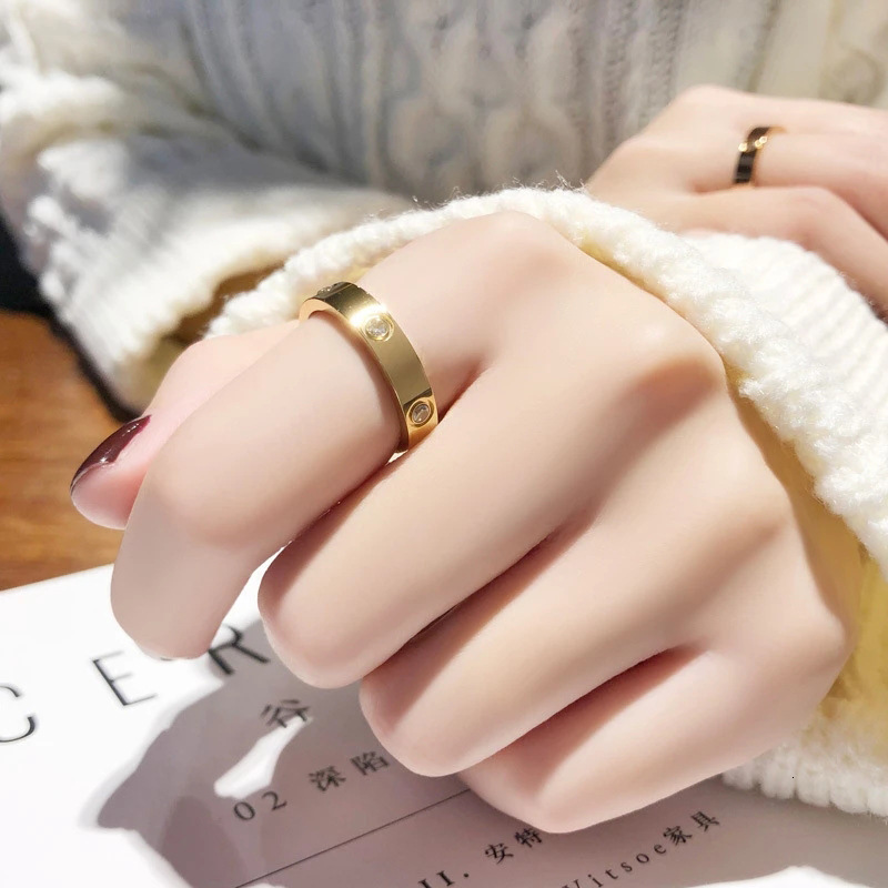 Xinghe Korean version titanium steel simple for women, fashionable and niche design, exquisite decoration, index finger ring, couple's ring