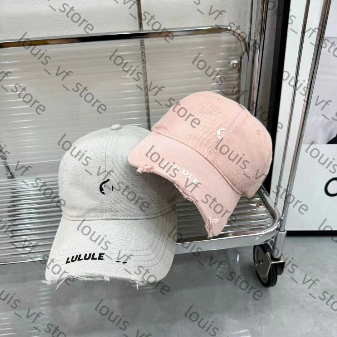 Hat for Women with Holes and Broken Old Baseball Men Street Shading Sun Protection Personalized Duckbill New H250411