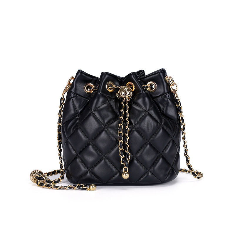 New Quilted Chain Crossbody Light Luxury Drawstring Bucket Bag Lightweight Round Shoulder Bag Crossbody Women's Designer Bag