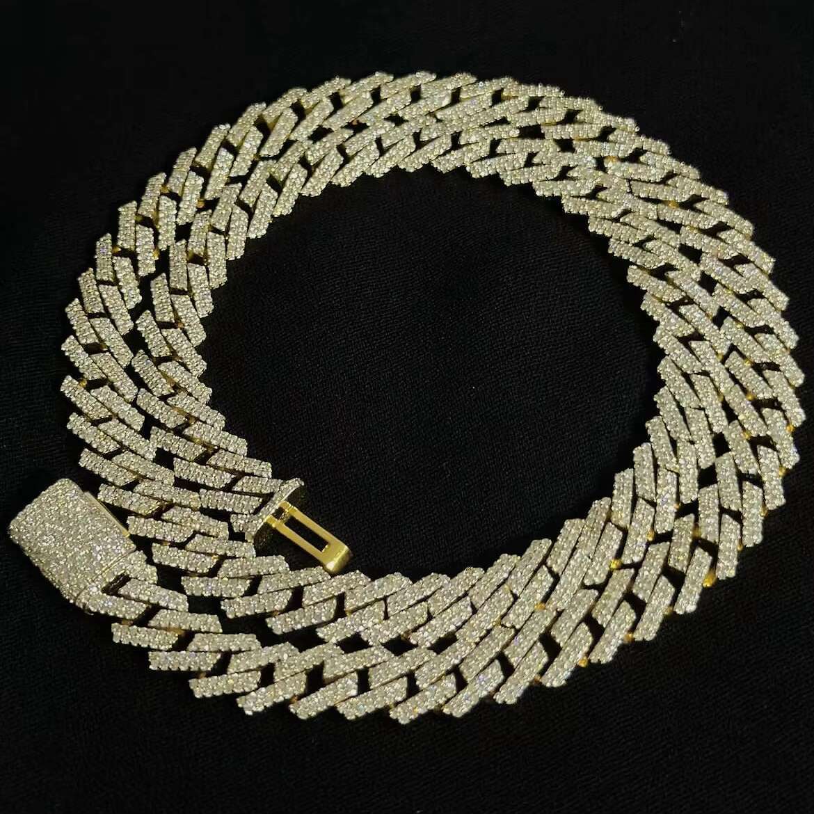 925 Sterling Silver Cuban Link Chain 14mm with Round Moissanite Stone Hiphop Iced Out Moissanite Cuban Chain