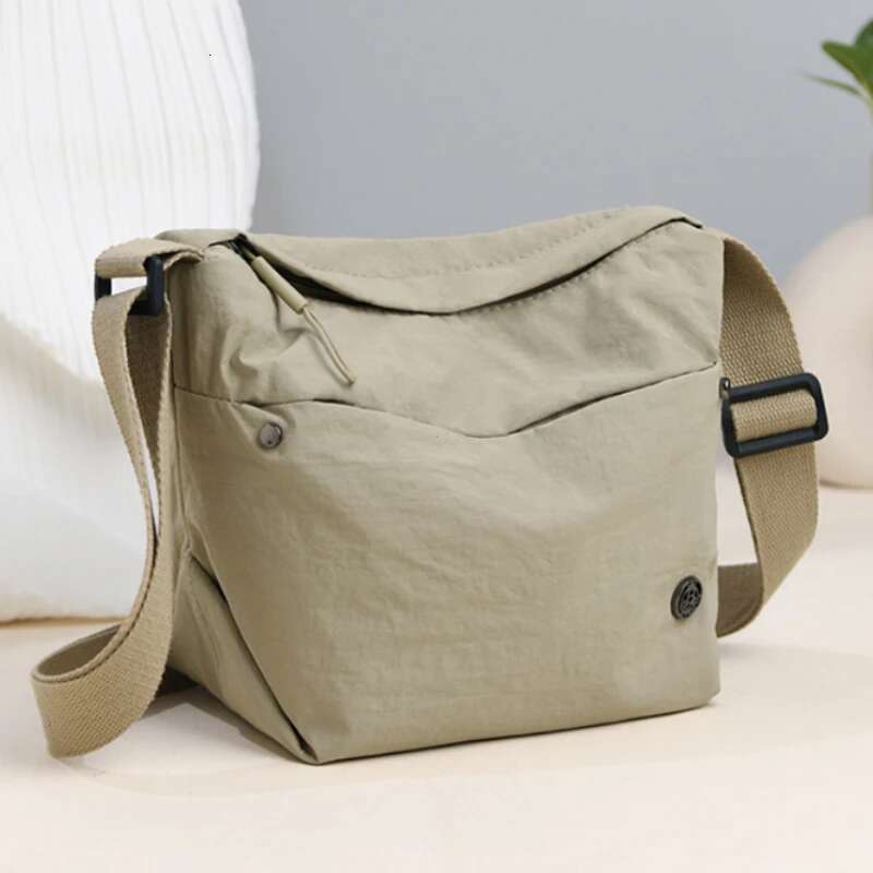 Ultra-Light Nylon Crossbody For Women Adjustable Wide Strap Lightweight Women's Zipper Closure Stylish Messenger Bag