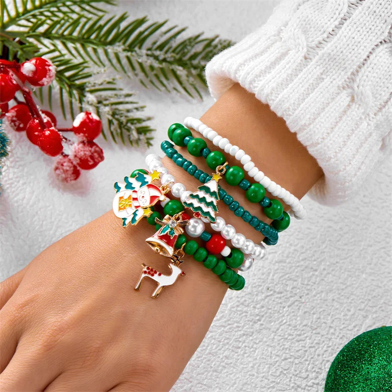 Christmas MultiLayer Colorful Beaded Bracelet For Women Santa Claus Snowman Reindeer Snowflake Polymer Clay Bangle Jewelry 251103