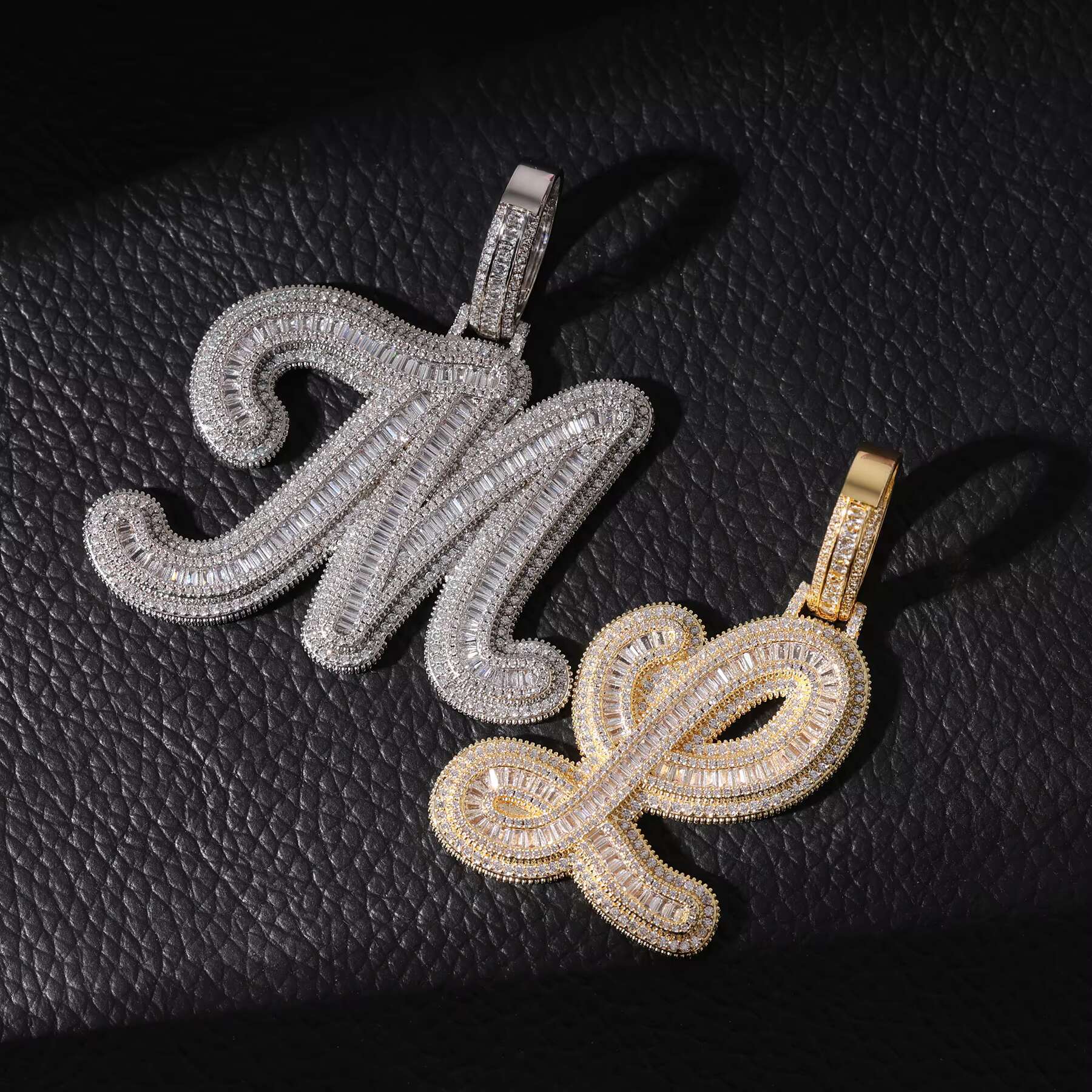 High Quality Single A-Z Letter Pendant with 5A Zircon Diamond Personality Creative Big Capital Baguette Pendant Necklace Jewelry