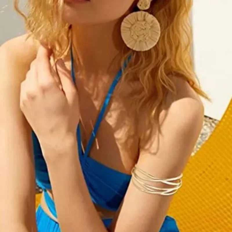 Punk Hollow Alloy Bangles for Women Gold Silver Color Cuff Bracelet Open Adjustable Arm Bracelets 2024 Summer Fashion JewelryC250410