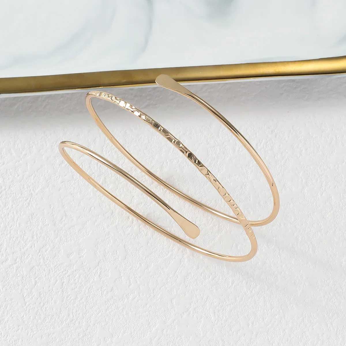 Retro Arm Cuff Stainless Jewelry Adjustable Arm Cuff for Women Hip-pop Armlet Bangle Bracelet for Girls Women Punk AccessoriesC250410