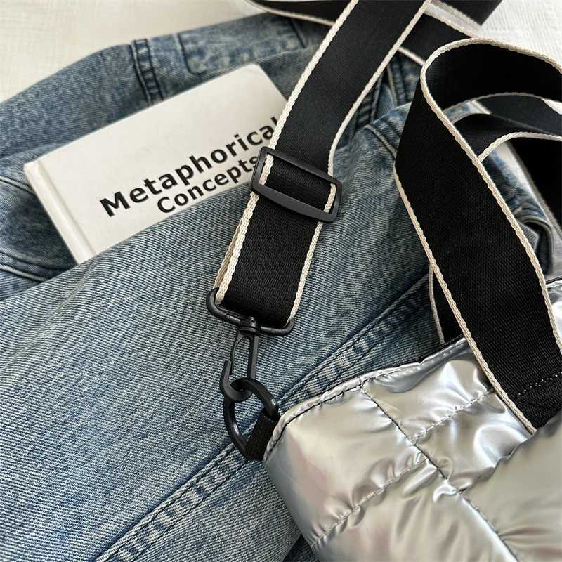 2025 Winter Luxury Quilted Tote Bag Women Fashion Down Puffer Shoulder Bag Large Capacity Crossbody Messenger Purse Nylon GiftT251110