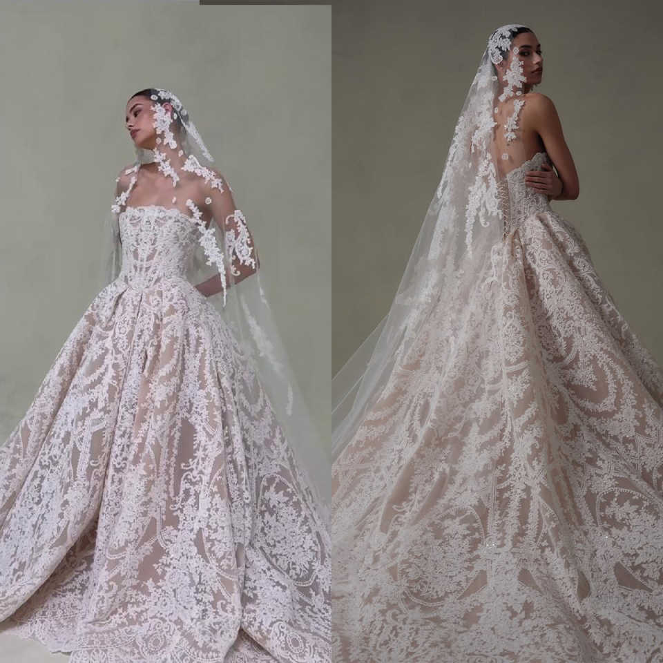 Luxurious Lace Ball Gown Wedding Dresses Strapless Sleeveless Bridal Gowns Simple Lace Up Robe De Mariee Customized