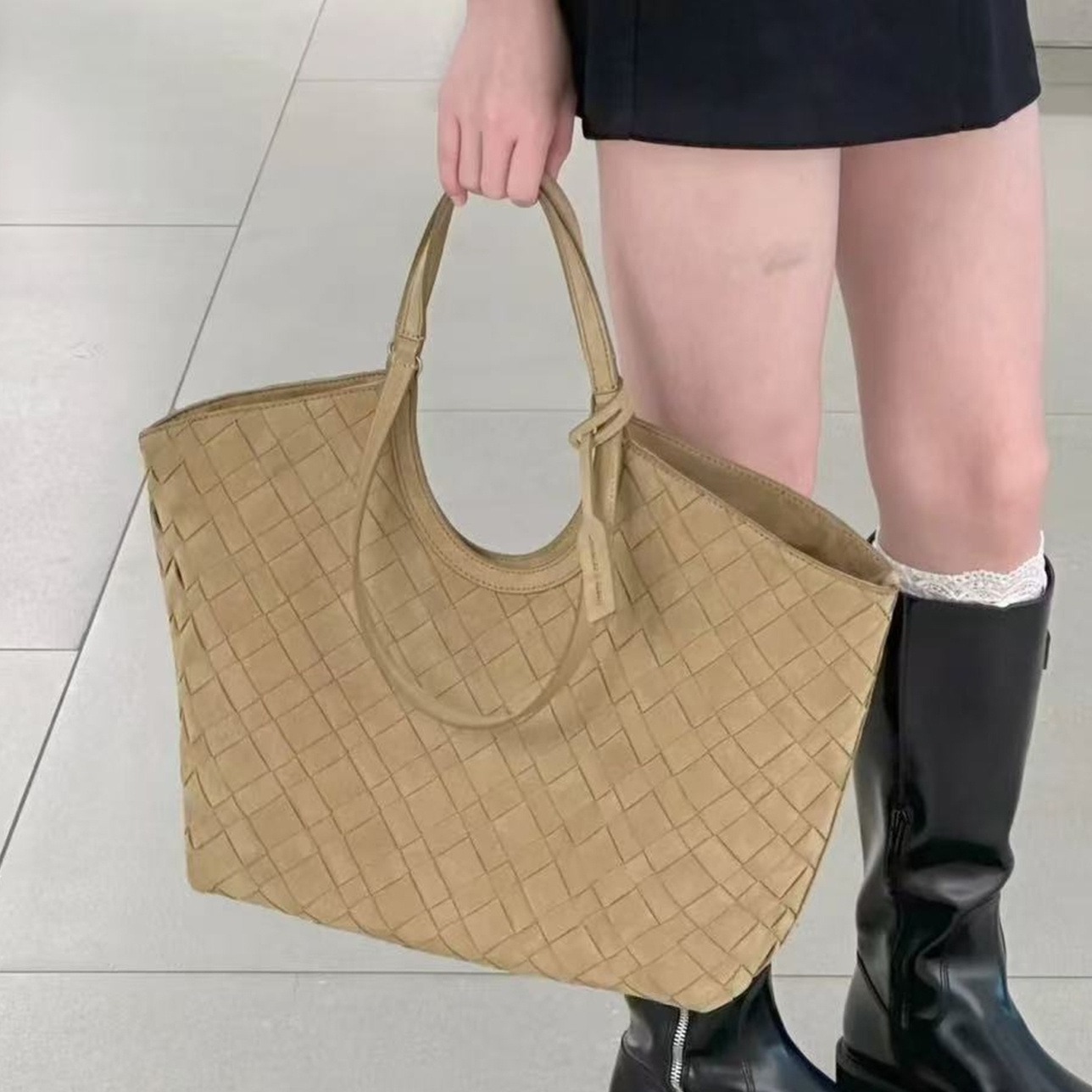 Retro Matte Large Capacity Tote Bags - Spacious Shoulder Handbags for Crossbody Use Z260124