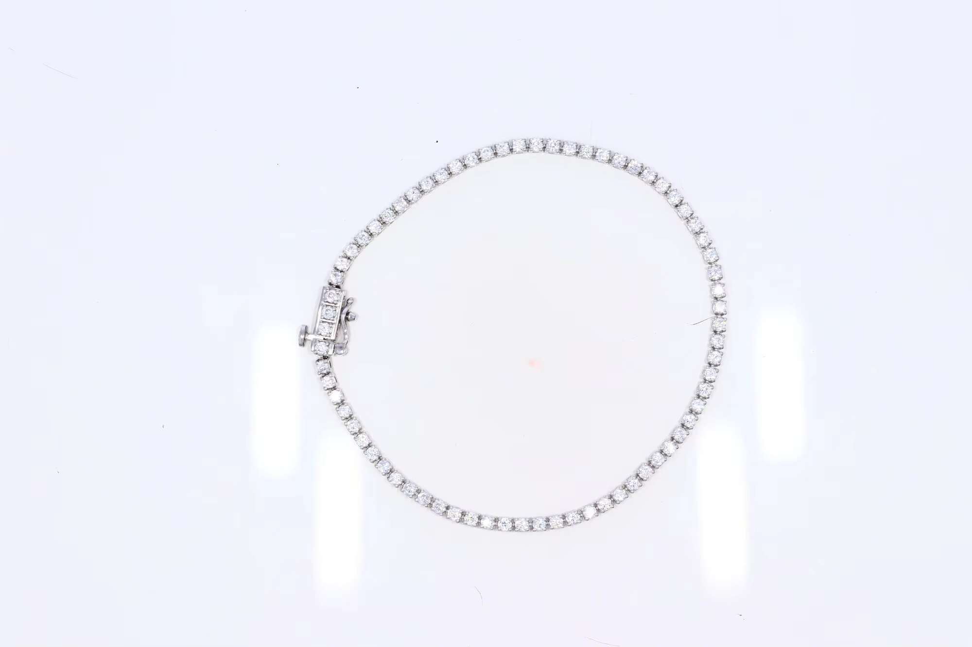 Frosty 3.00Ct Moissanite Brilliance Round Moissanite Tennis Bracelet in 14K White Gold Wholesale OEM